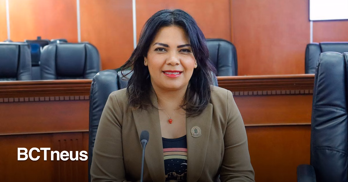 Articulo - Diputada Murillo exige transparencia en cuentas públicas de San Quintín