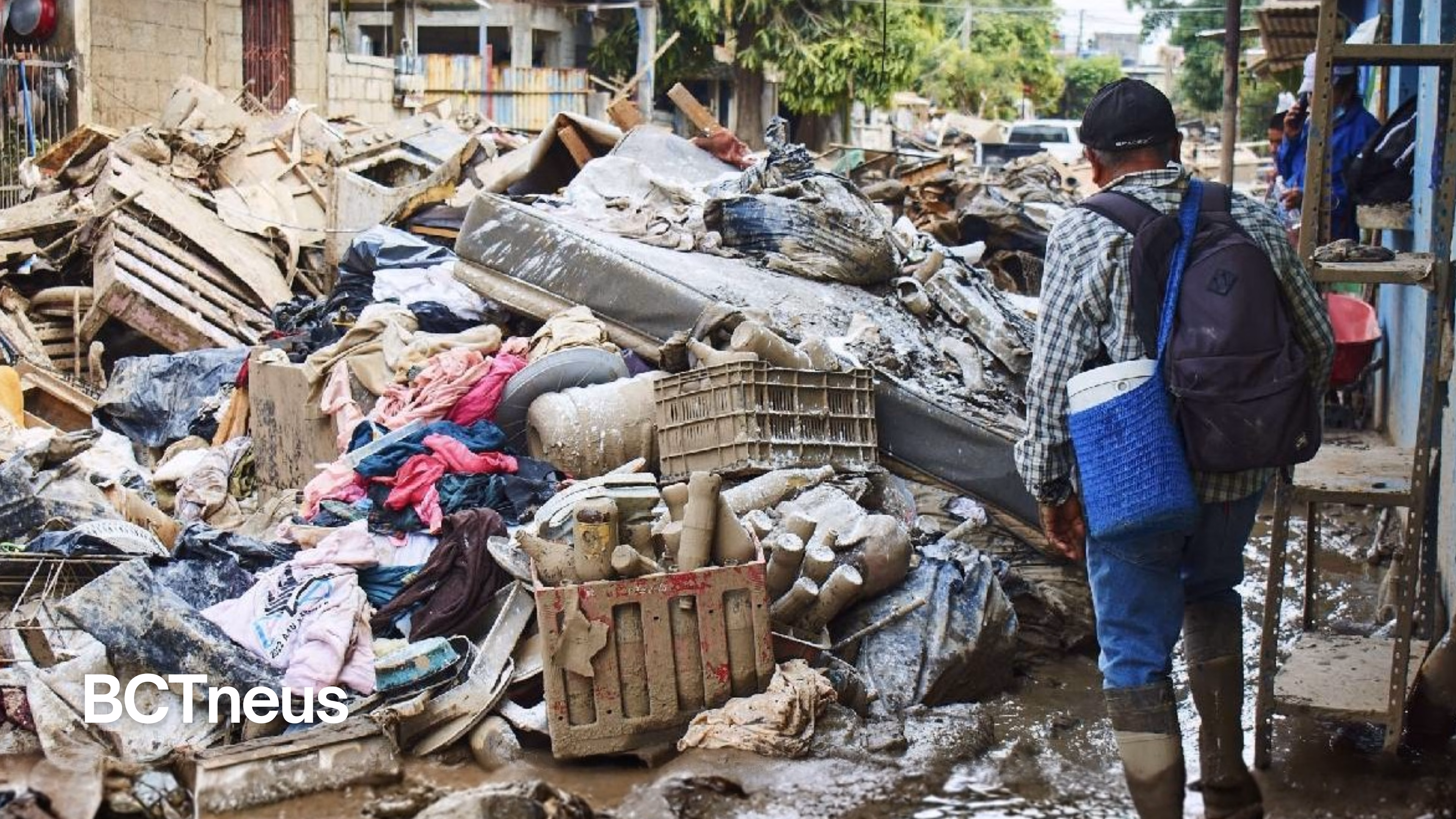 Articulo - Sube a 78 cifra de muertes por lluvias recientes en el país