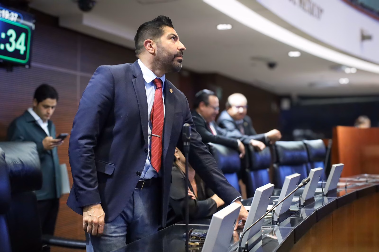 Articulo - Armando Ayala celebra aval al Plan B de Sheinbaum