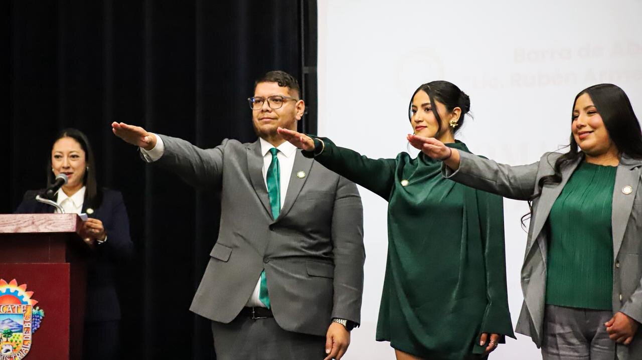 7da05098-8c4f-4f65-8818-48723250b44f