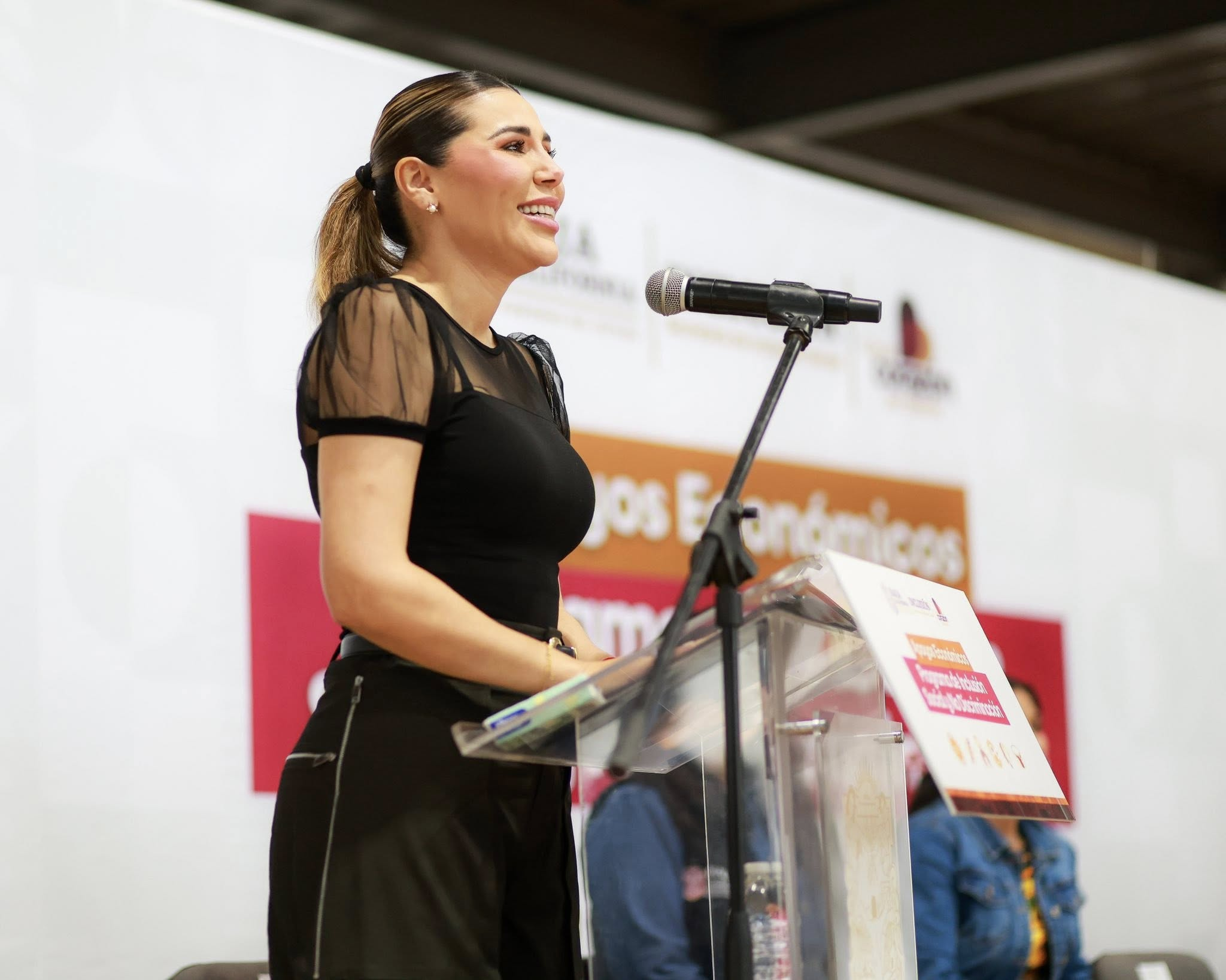 c7f4e5c3-bc90-4537-a77c-6edb4bcbba9e