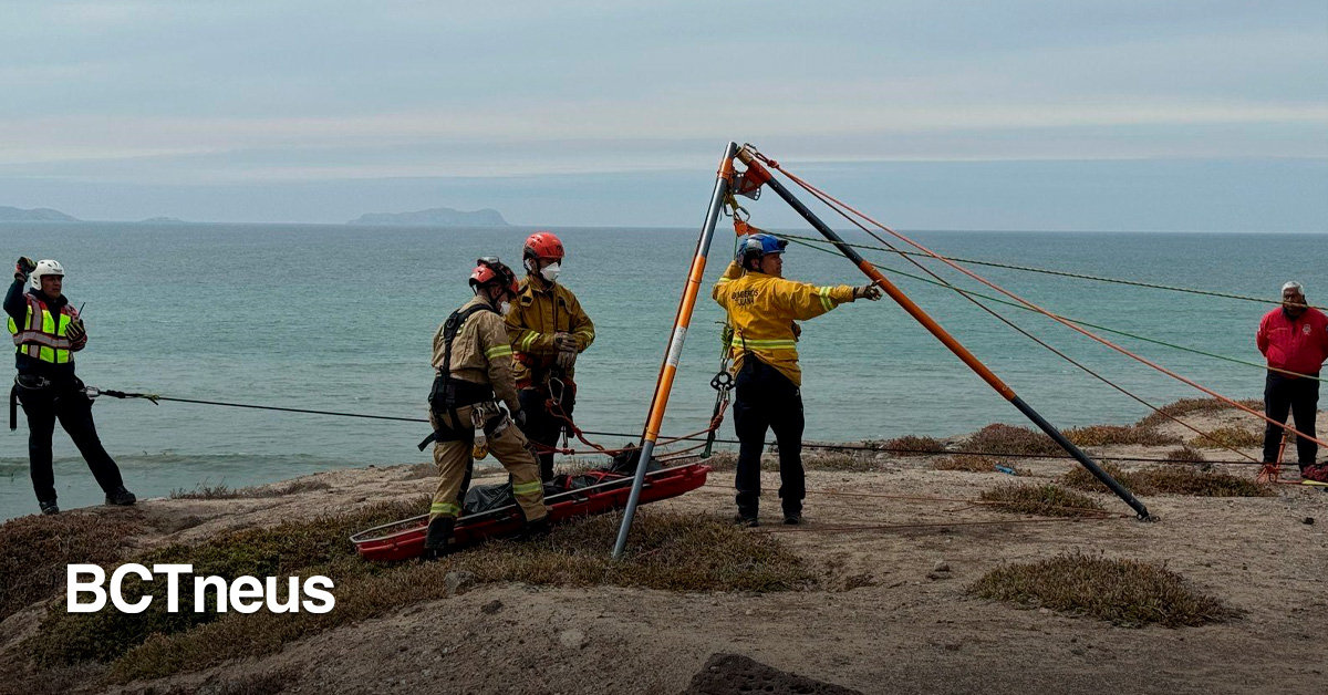 Extraviado Bomberos localizan cuerpo de menor extraviado en Playas de Tijuana ...
