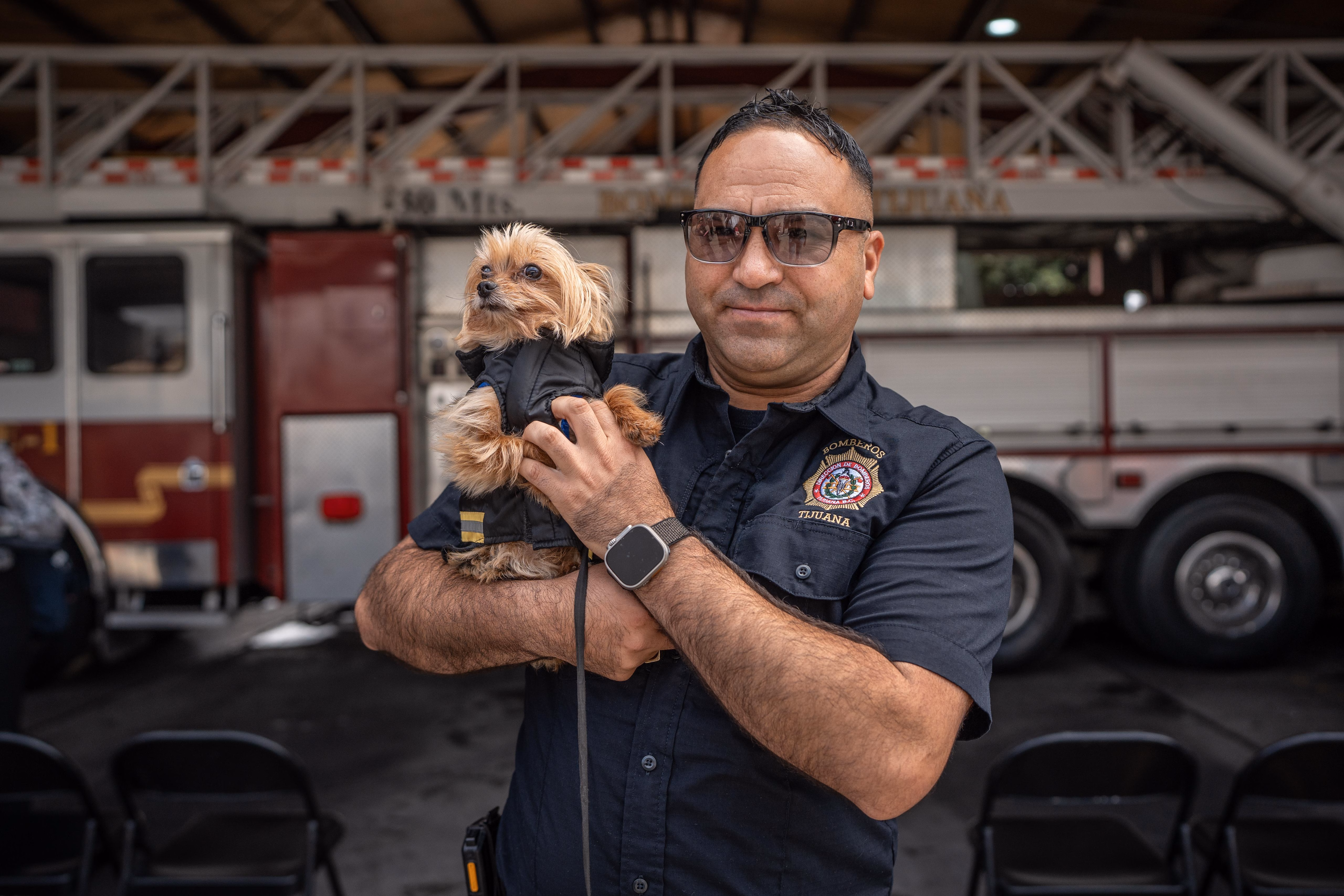 Articulo - Entregan 25 kits de oxigenación a Bomberos de Tijuana para atención de mascotas en emergencias