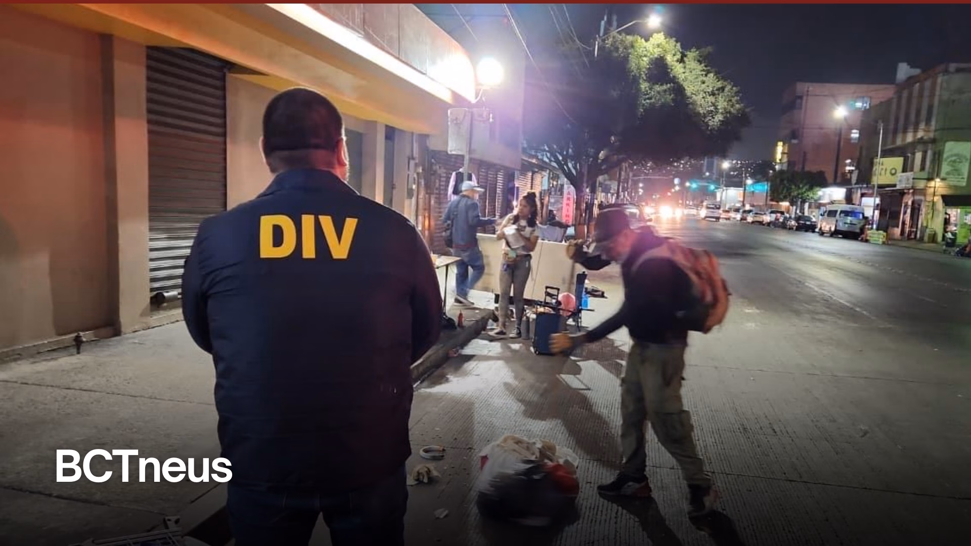 Articulo - Gobierno de Tijuana refuerza operativos nocturnos para ordenar el comercio ambulante en Zona Centro