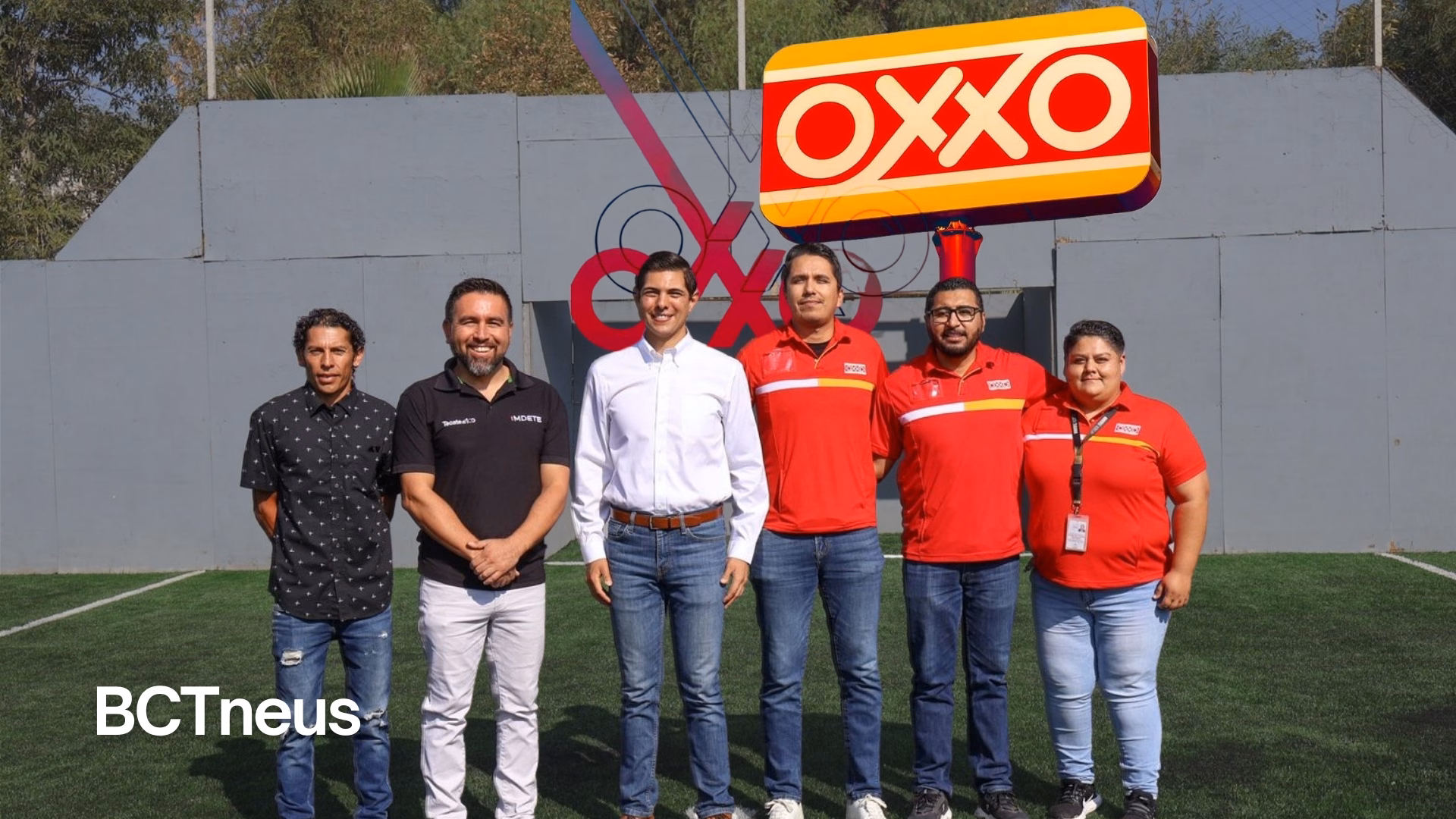 Articulo - Román Cota y OXXO entregan cancha rehabilitada en la Unidad Deportiva Zurdo Meza