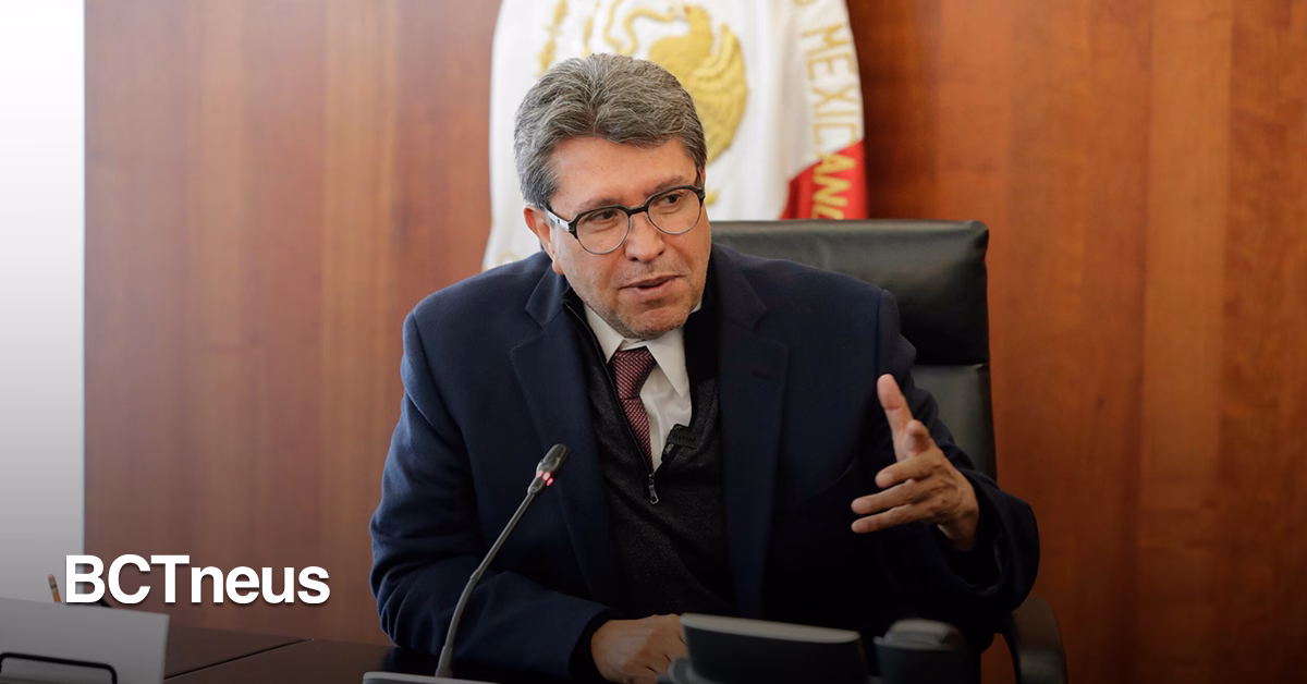 Articulo - Dictamen sobre Ley de Amparo será decidido la próxima semana, afirma Monreal