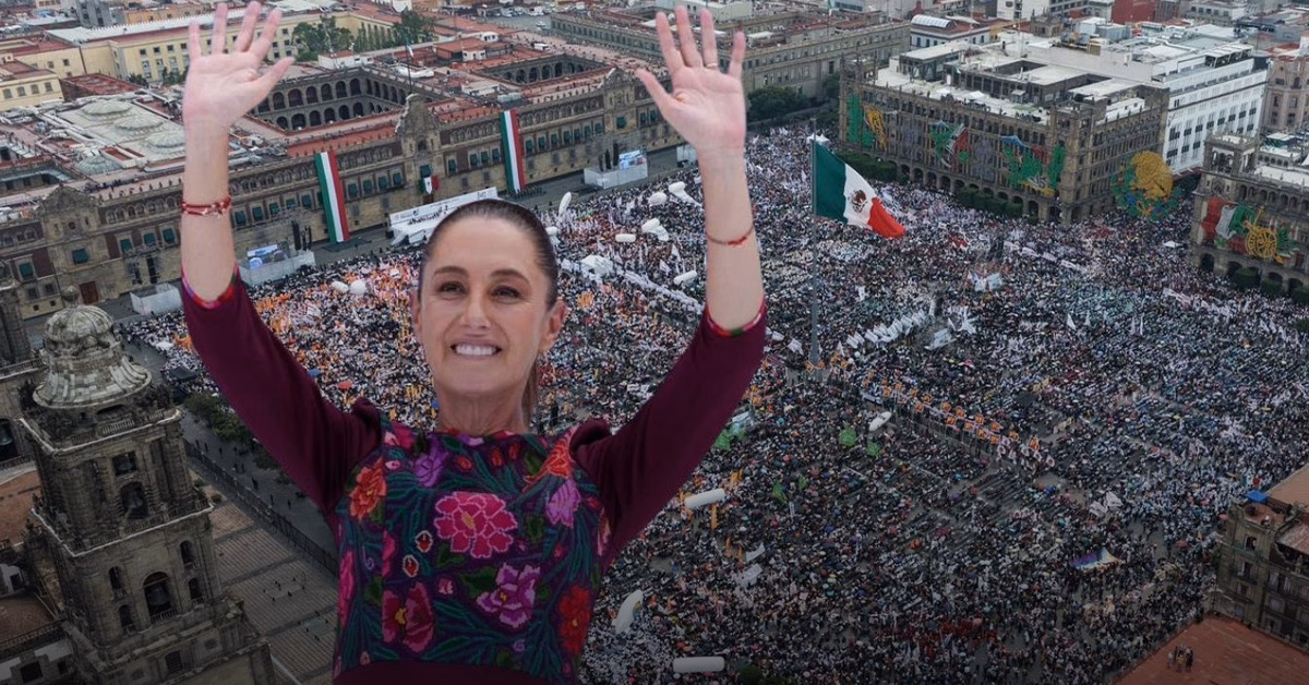 Articulo - Vamos por el camino correcto: Sheinbaum frente a 400 mil  personas en Zócalo