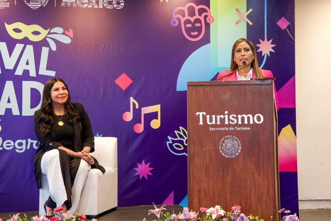 VAN ENSENADA Y AGATÓN POR UNO DE LOS MEJORES CARNAVALES DE MÉXICO