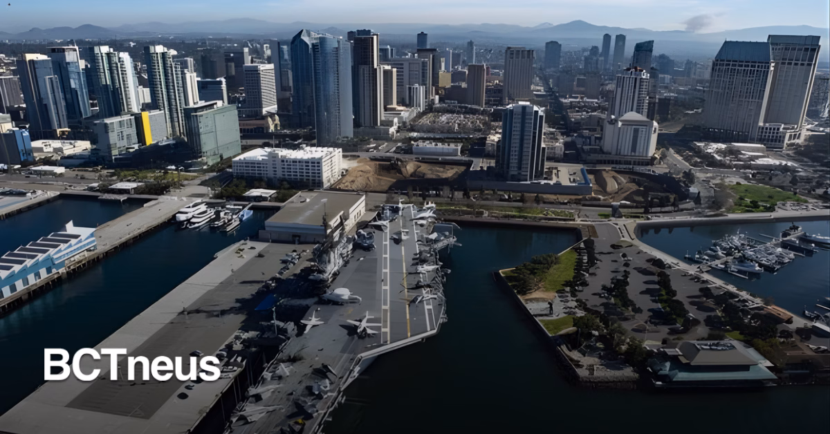 Articulo - Operativo por paquete sospechoso cierra accesos en entrada de base militar en San Diego