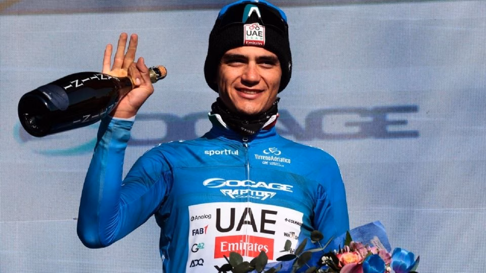 Articulo - Isaac del Toro recupera el liderazgo en Tirreno-Adriático