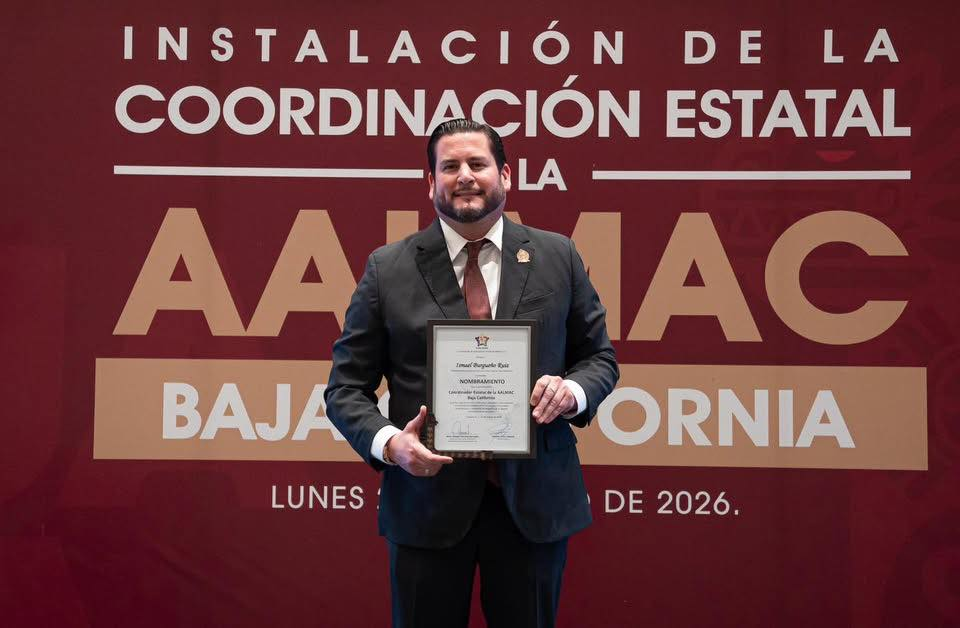 LIDERAZGO DE BURGUEÑO EN AUTORIDADES LOCALES LO REPOSICIONA POLÍTICAMENTE