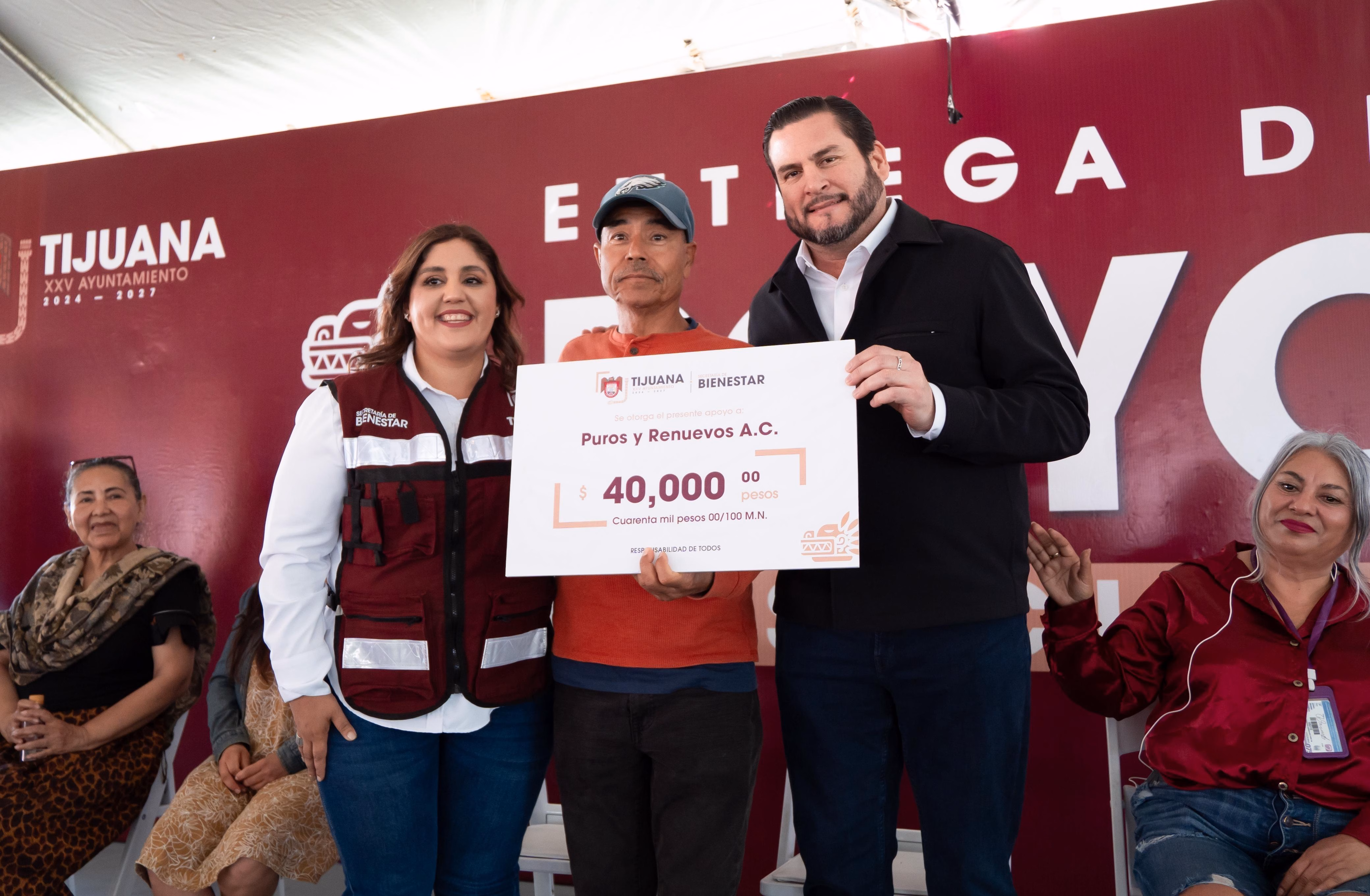 Articulo - Lleva Burgueño apoyos de Bienestar a familias de Tijuana