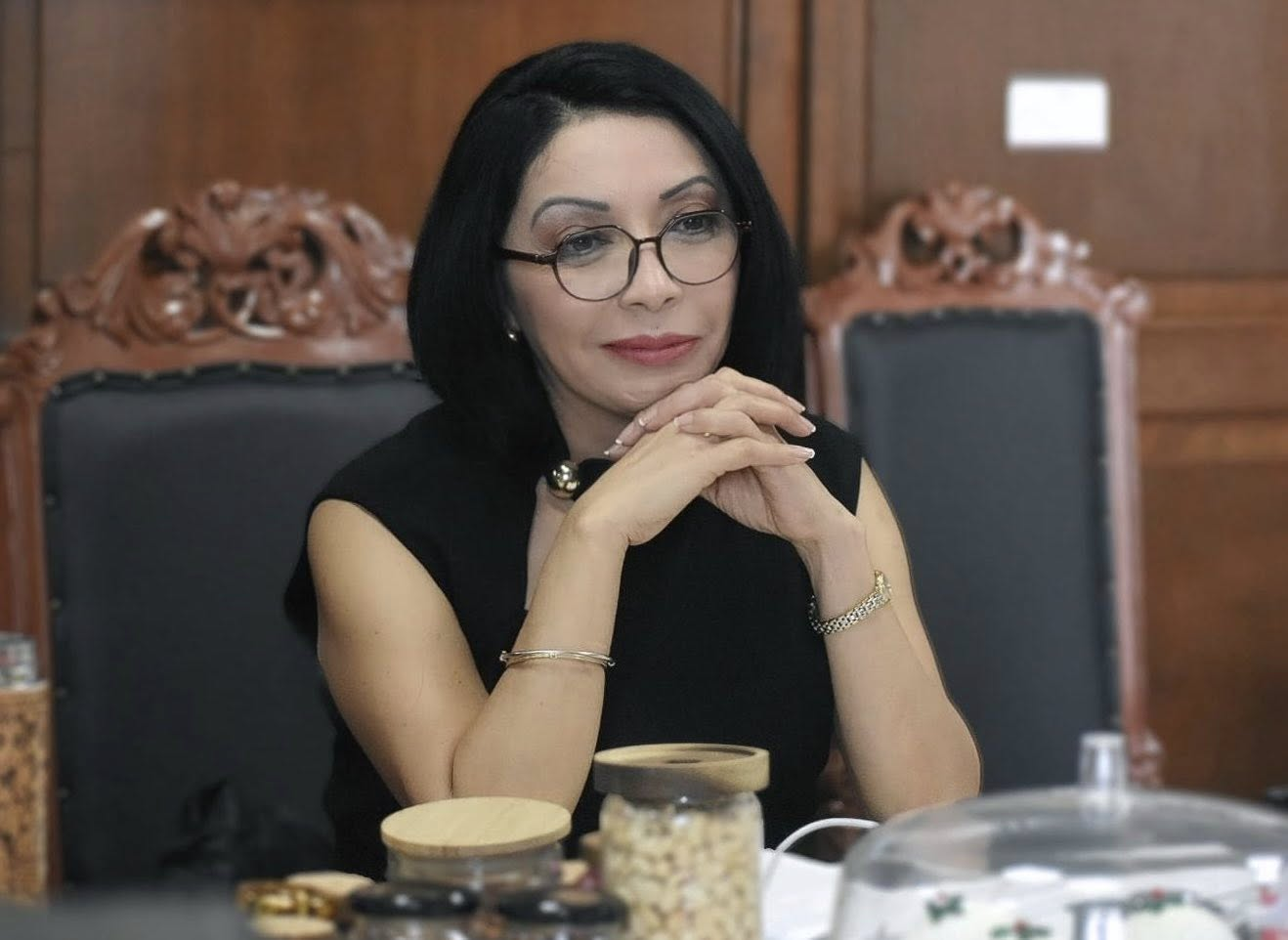 ESTHELA DAMIÁN: UNA HISTORIA DE RESPETO A LAS FORMAS EN LA POLÍTICA