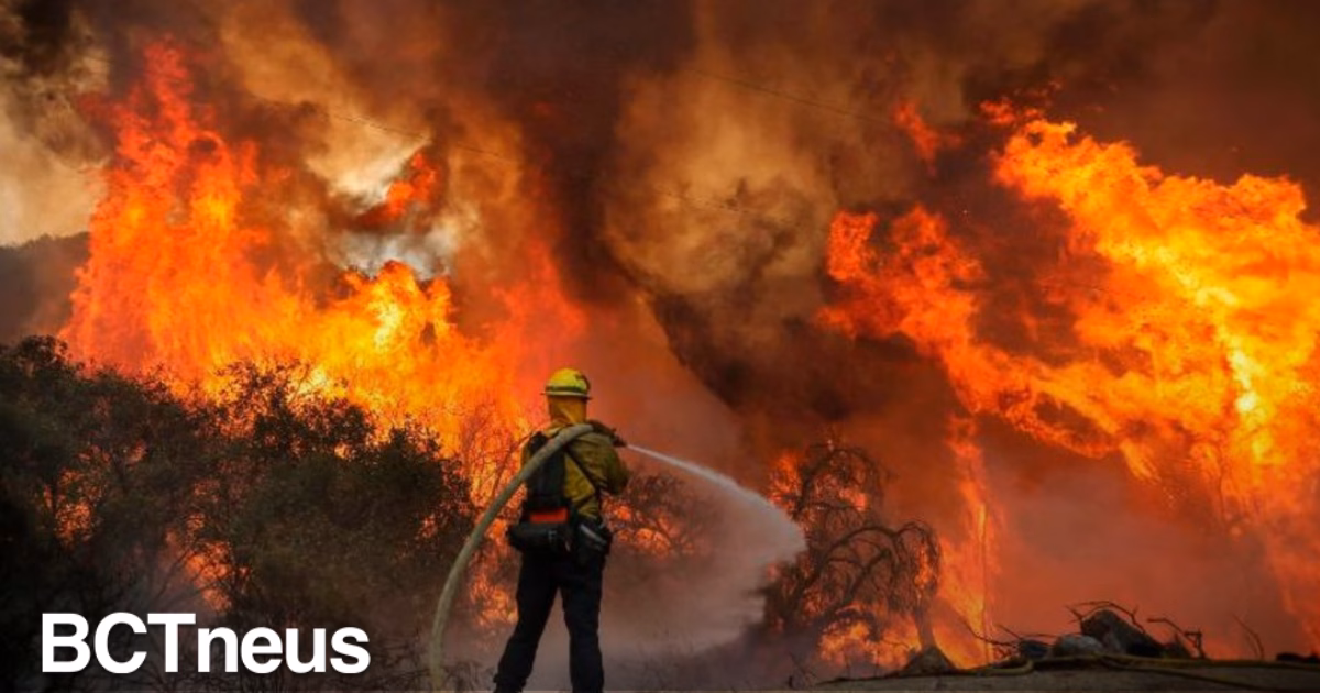 Articulo - Gobernador de California anuncia medidas de seguridad por incendios forestales