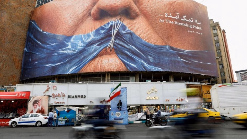 Articulo - Irán amenaza con extender el conflicto más allá de Medio Oriente si EU lo vuelve a atacar