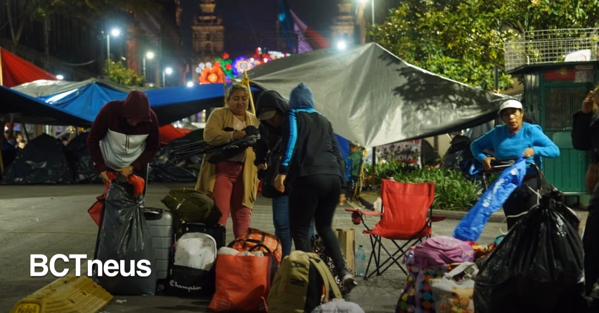 Articulo - CNTE levanta plantón en CDMX y pone en pausa huelga nacional